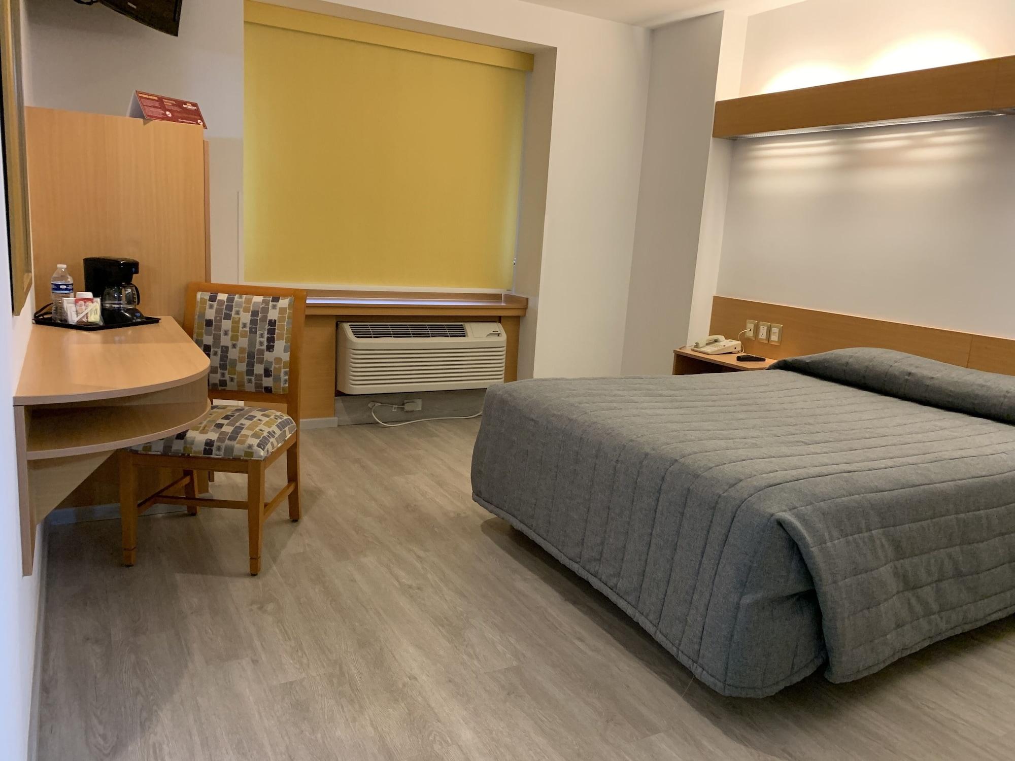 Intercity Zapopan Extérieur photo