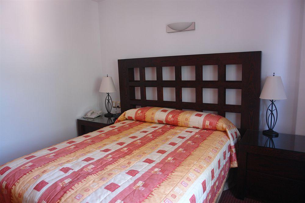 Intercity Zapopan Extérieur photo